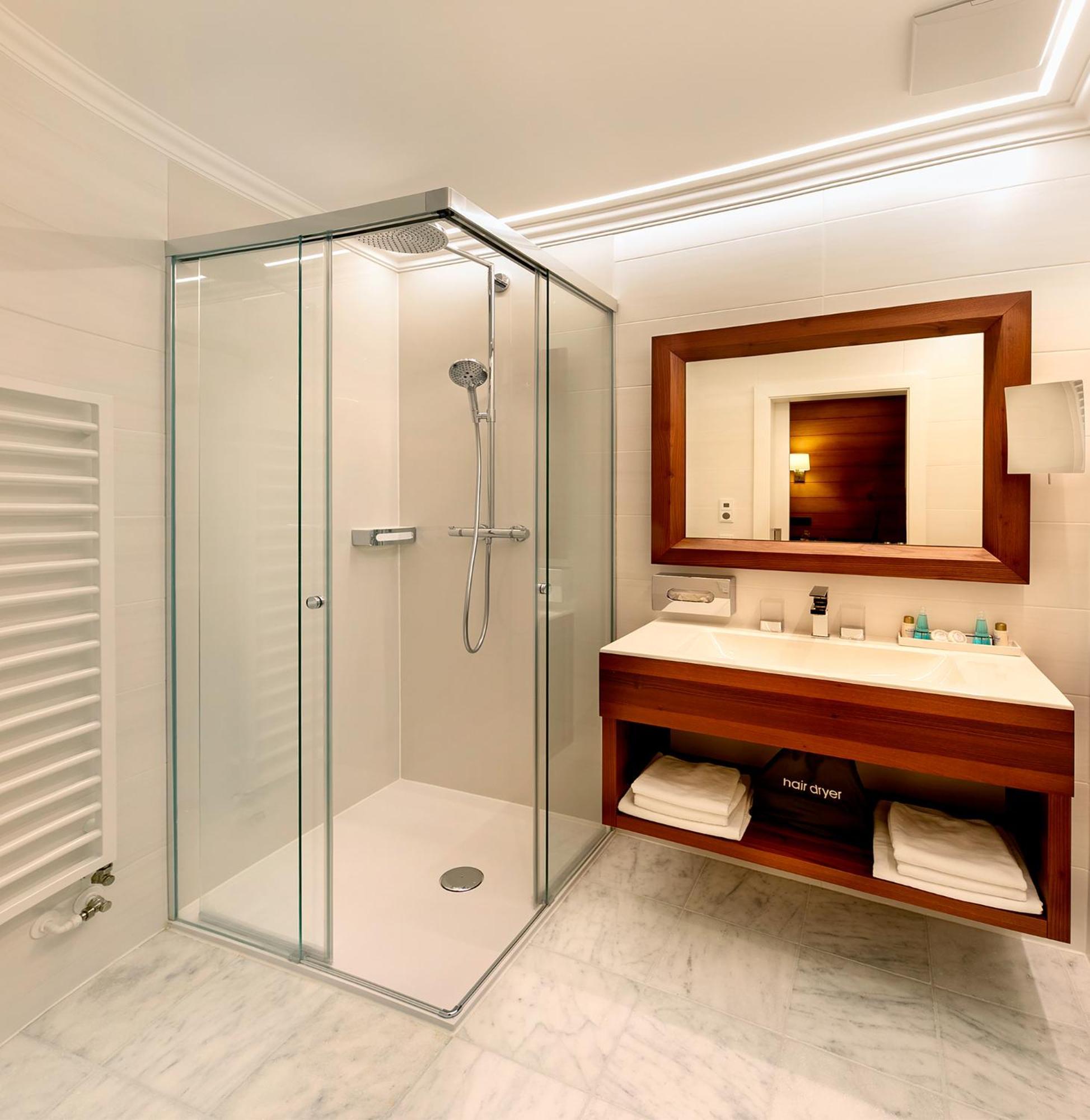 Hotel Zinnkrugl Алпендорф Екстериор снимка