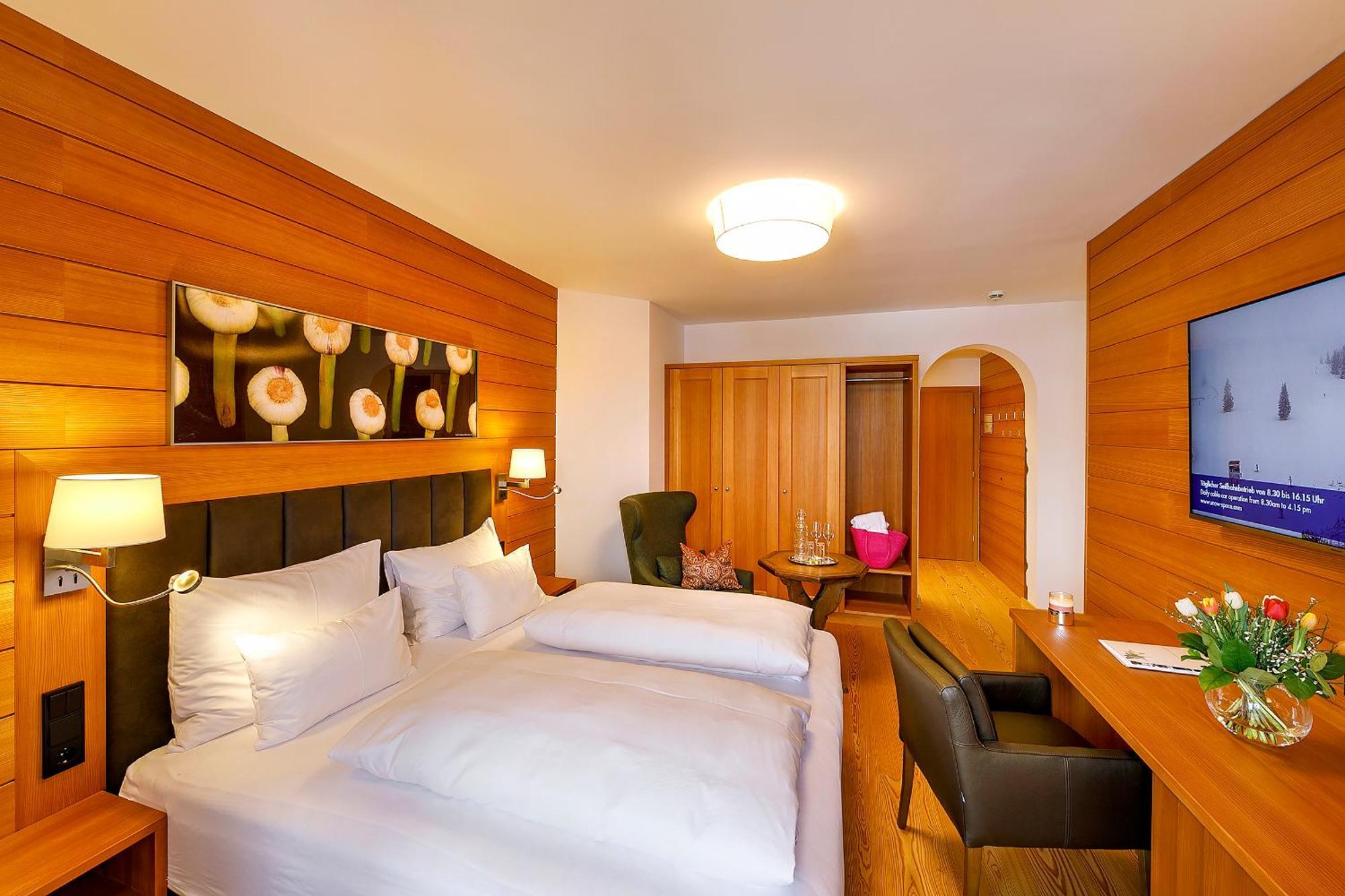 Hotel Zinnkrugl Алпендорф Екстериор снимка